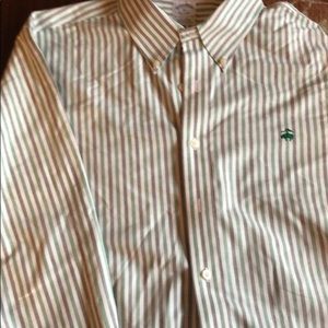 Men’s Brooks Brothers button down shirt. Size XL